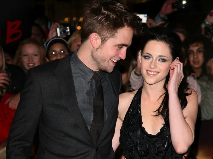Kristen Stewart i Robert Pattinson na premierze pierwszej części "Przed świtem" w Londynie – 17 listopada 2011