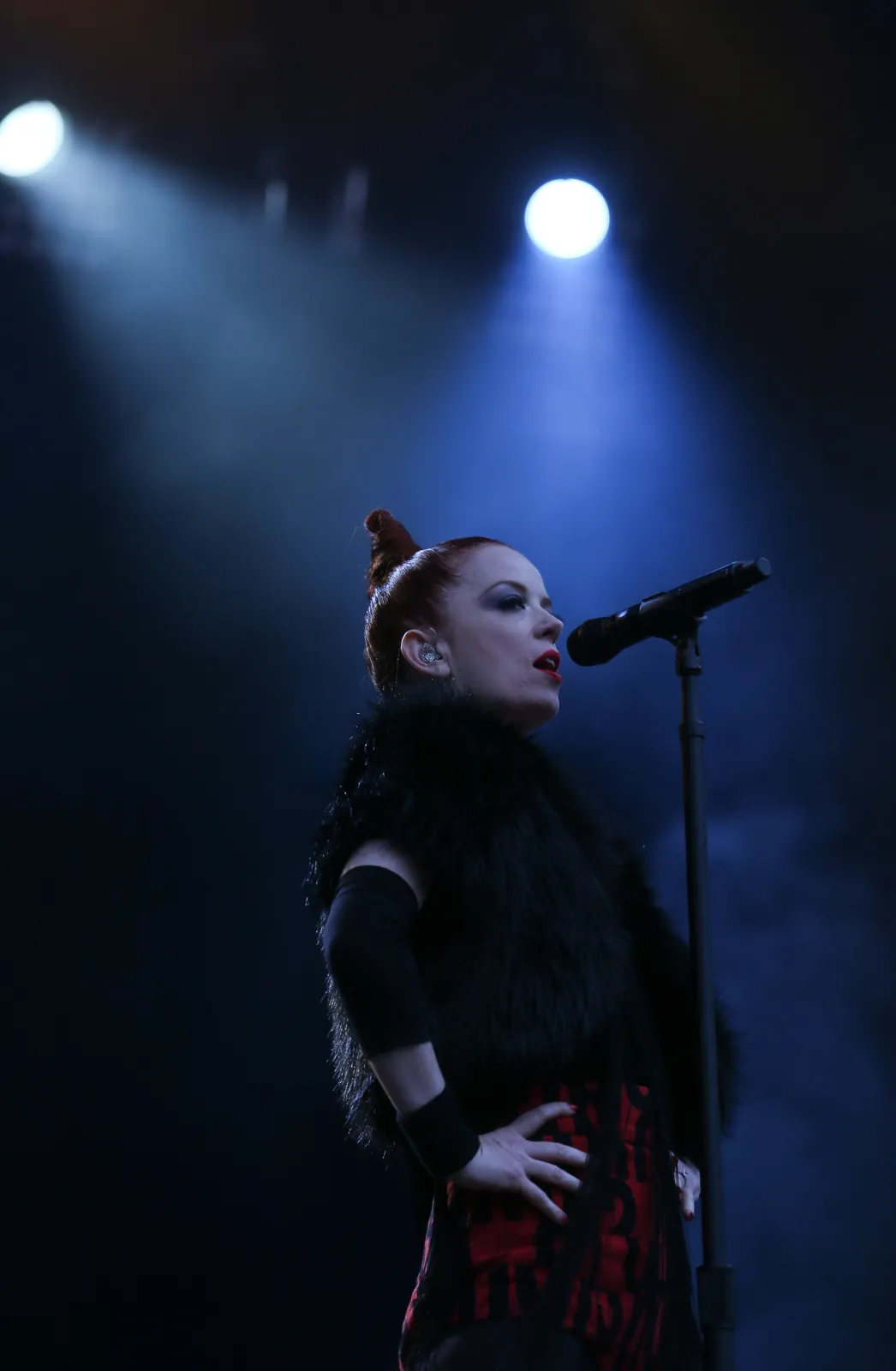 3629261-garbage-na-orange-warsaw-festival.jpg
