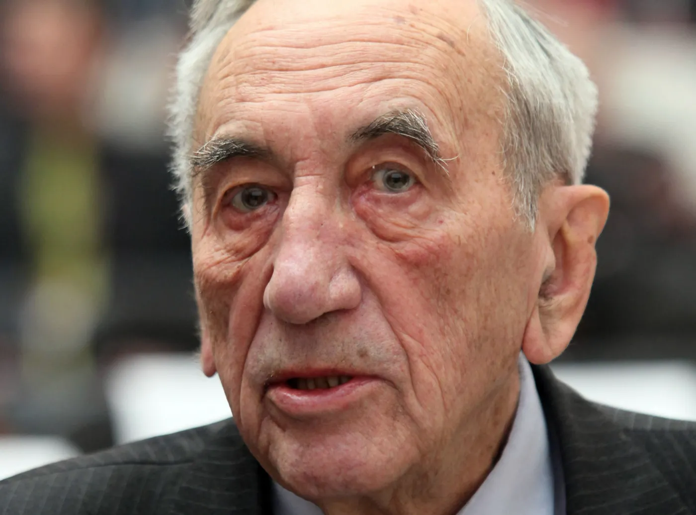 Mazowiecki: Działalność ojca Rydzyka jest groźna