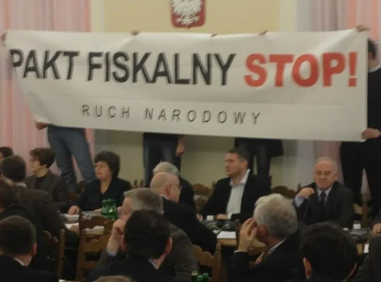 Zdjęcie z profilu Marka Migalskiego: Narodowcy na posiedzeniu komisji