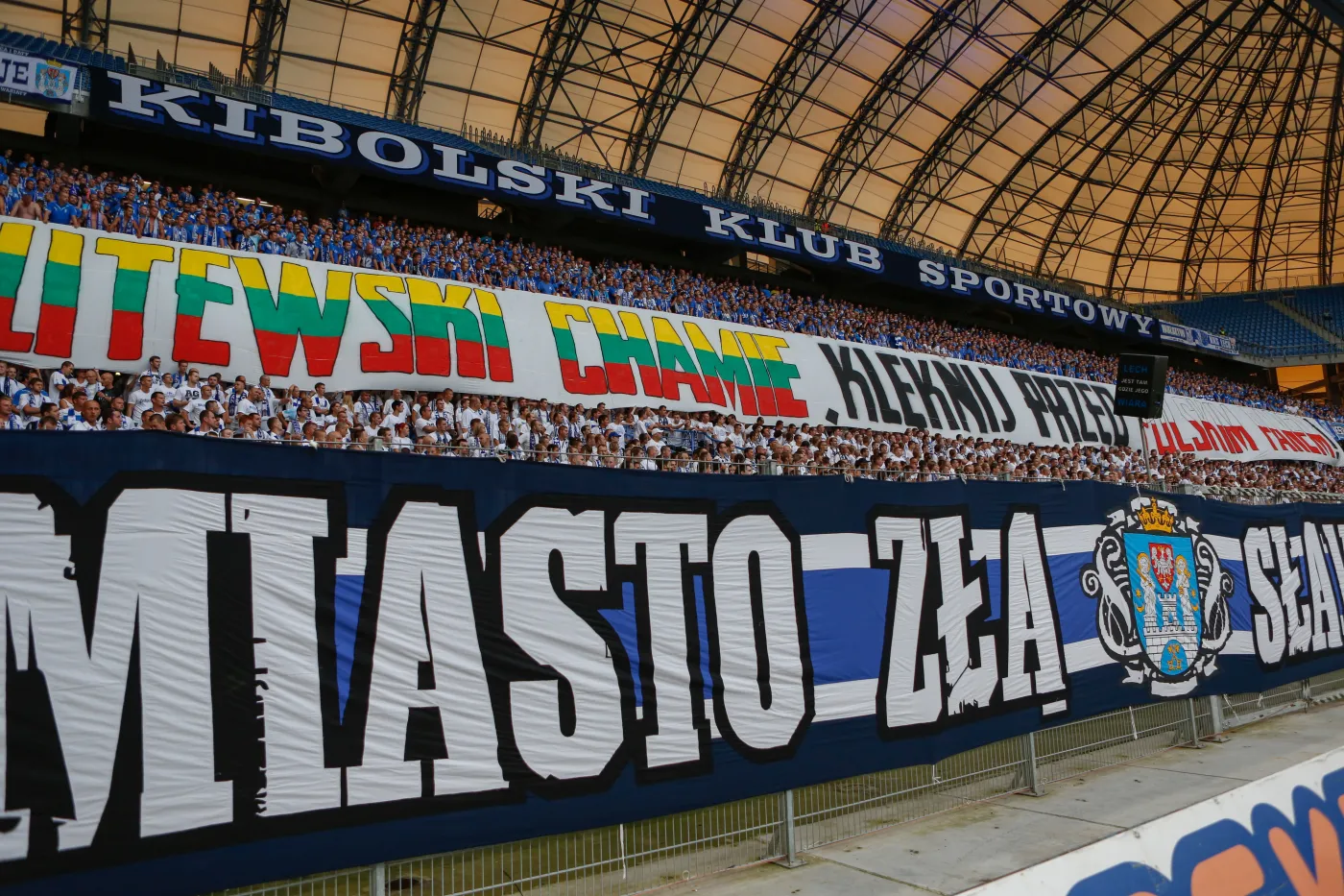 Transparenty na meczu Lech Poznań - Żalgiris Wilno