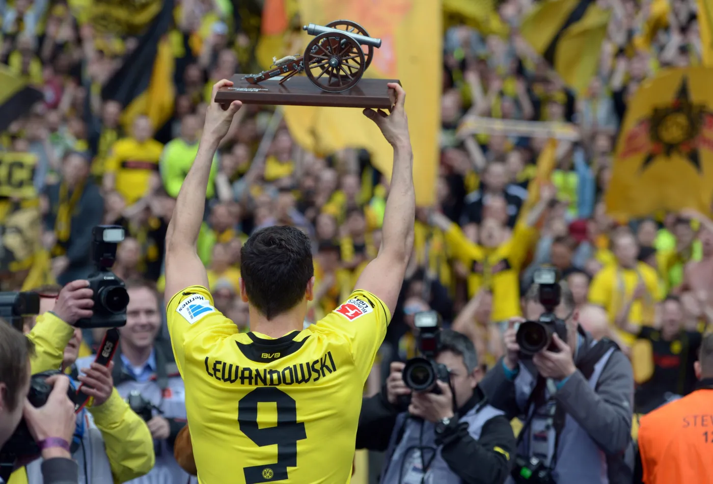 Robert Lewandowski królem strzelców Bundesligi!