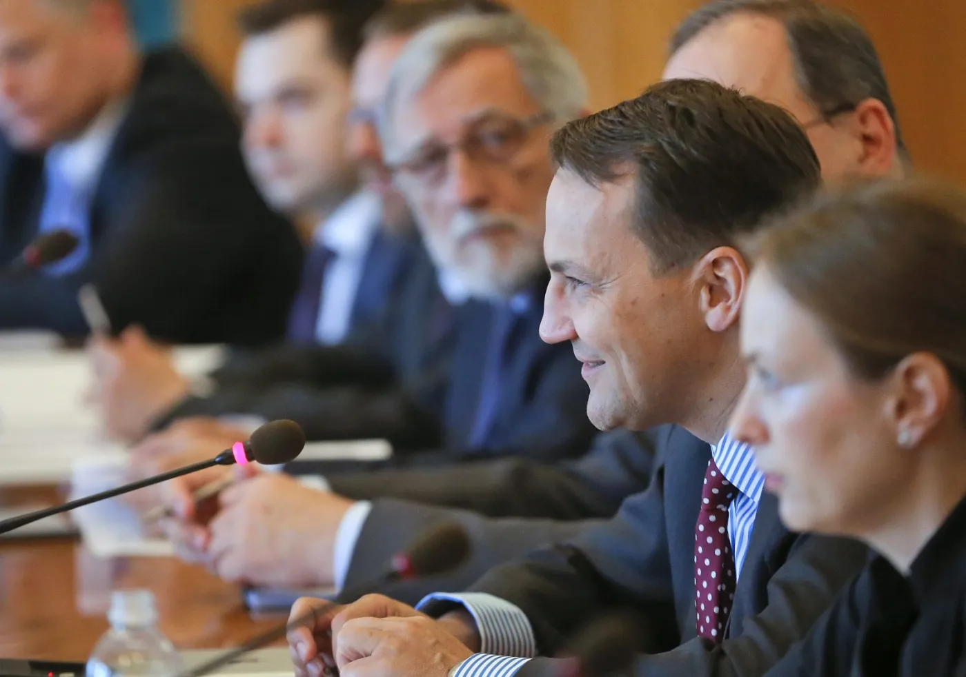 Minister Radosław Sikorski podczas spotania w Kijowie