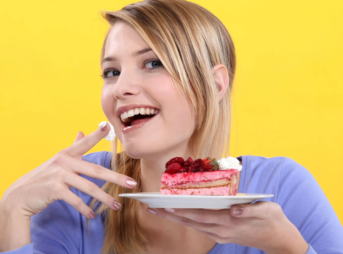 ciasto deser słodycze dieta kobieta posiłek