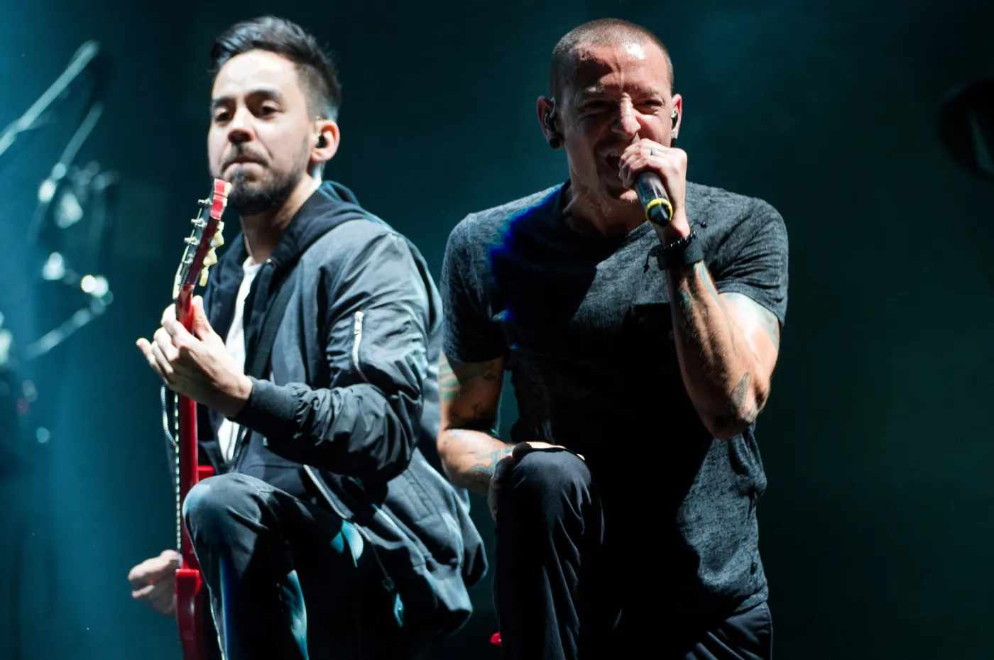 6391987-chester-bennington-i-mike-shinoda.jpg