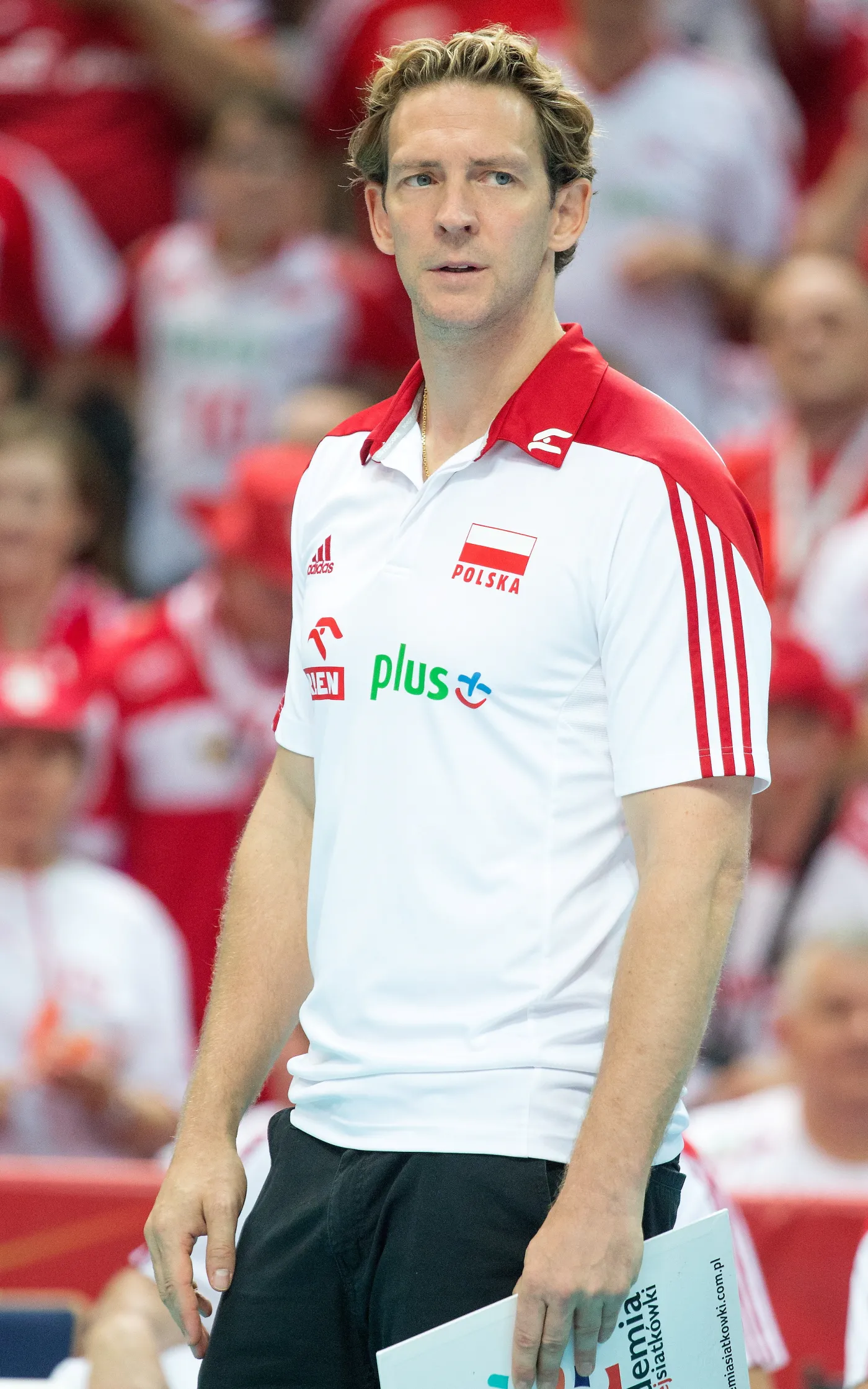 6837571-zoltodziob-ojcem-sukcesu-polskich.jpg
