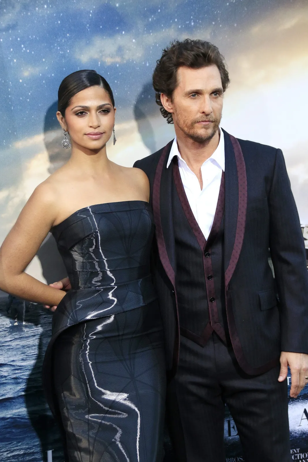 6988751-matthew-mcconaughey-z-zona-camila.jpg