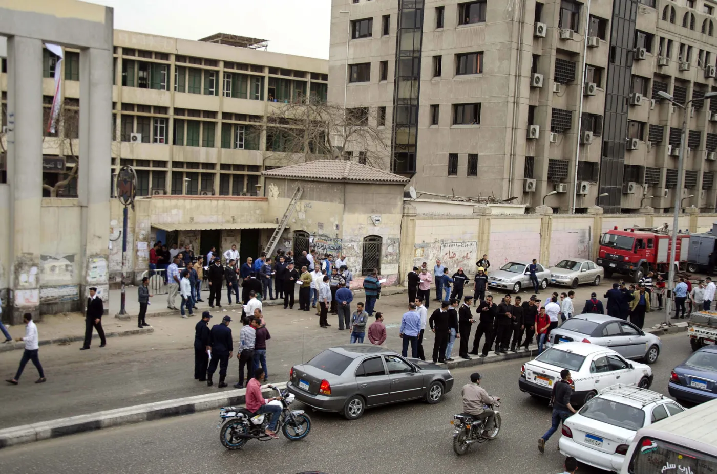 Miejsce, gdzie w Kairze eksplodowała bomba