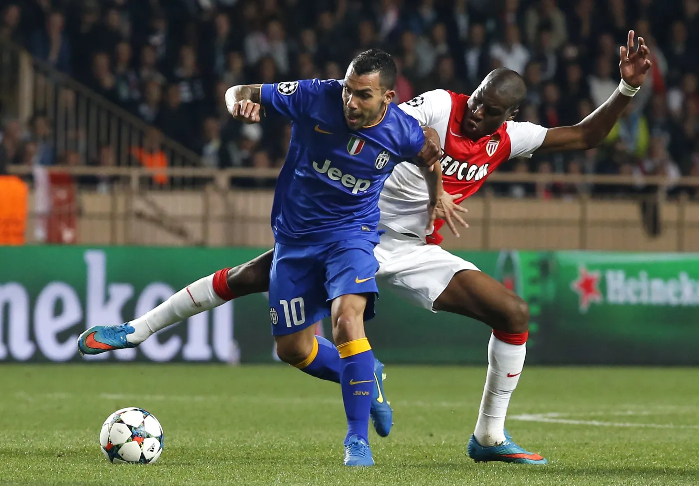 Geoffrey Kondogbia i Carlos Tevez 