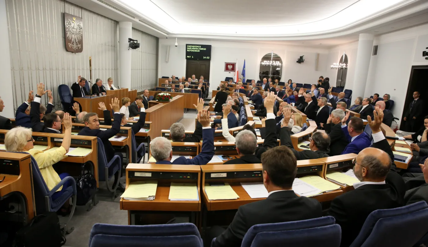 Głosowanie nad zgodą na zarządzenie referendum