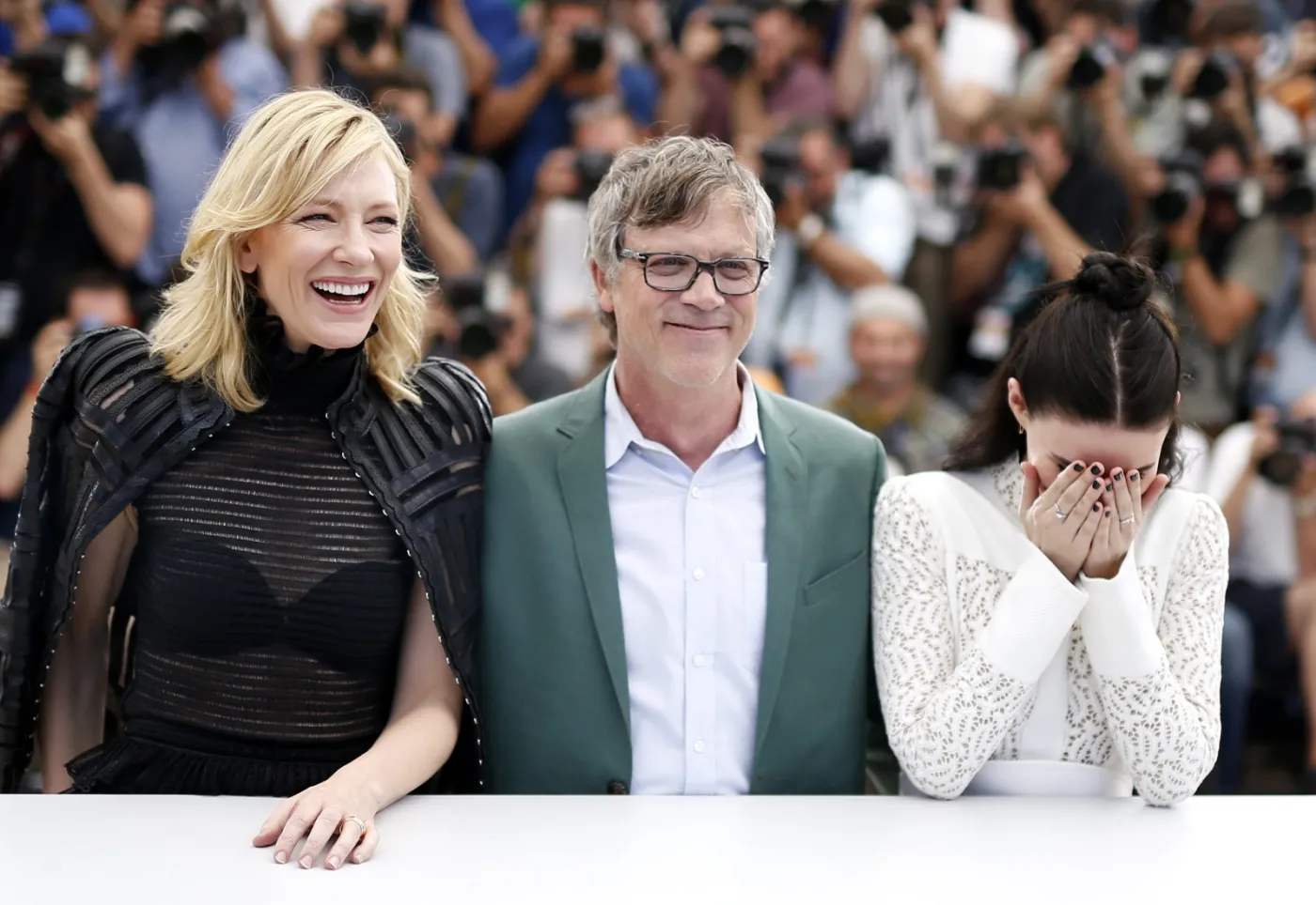7779264-todd-haynes-cate-blanchett-i-rooney.jpg