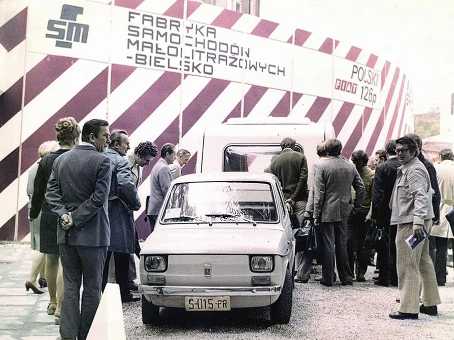 5052878-869-polski-fiat-126p-bielsko-biala.jpg