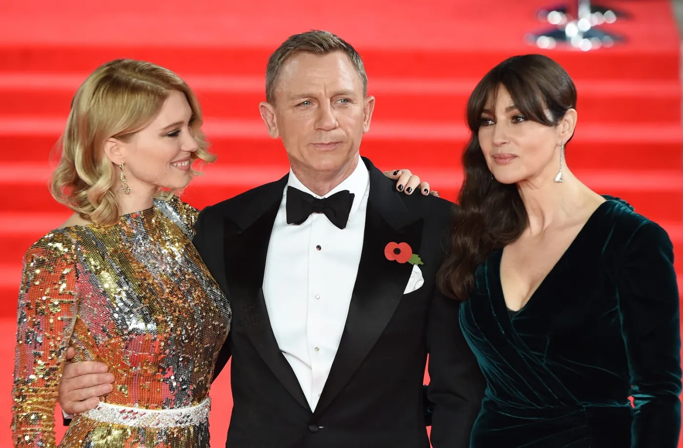 8361466-daniel-craig-lea-seydoux-i-monica.jpg