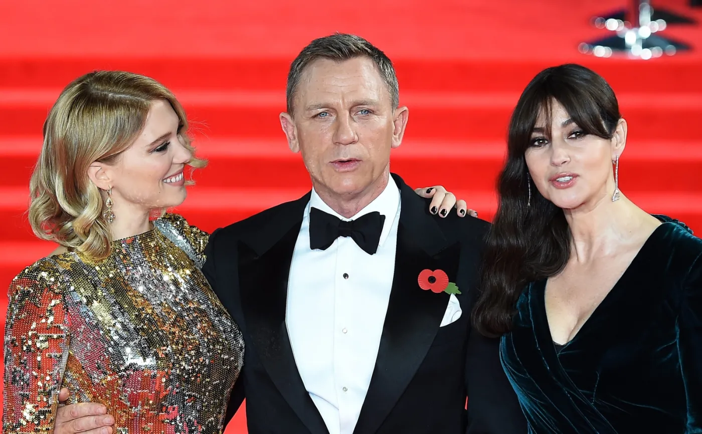 8361530-daniel-craig-lea-seydoux-i-monica.jpg