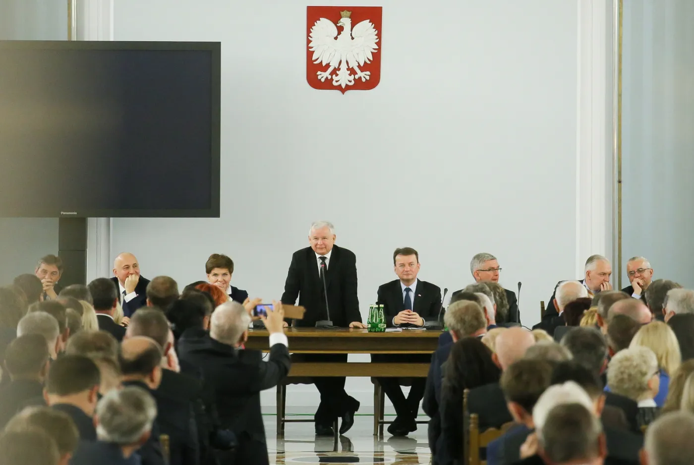 Marek Kuchciński, Joachim Brudziński, Beata Szydło, Jarosław Kaczyński, Mariusz Błaszczak, Stanisław Karczewski, Jarosław Gowin, Adam Lipiński 