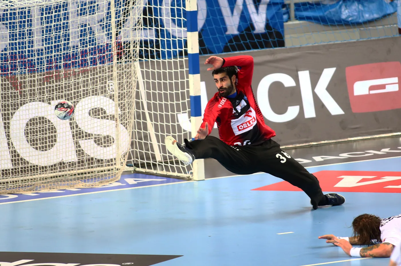 Bramkarz Orlenu Wisły Płock Rodrigo Corrlaes