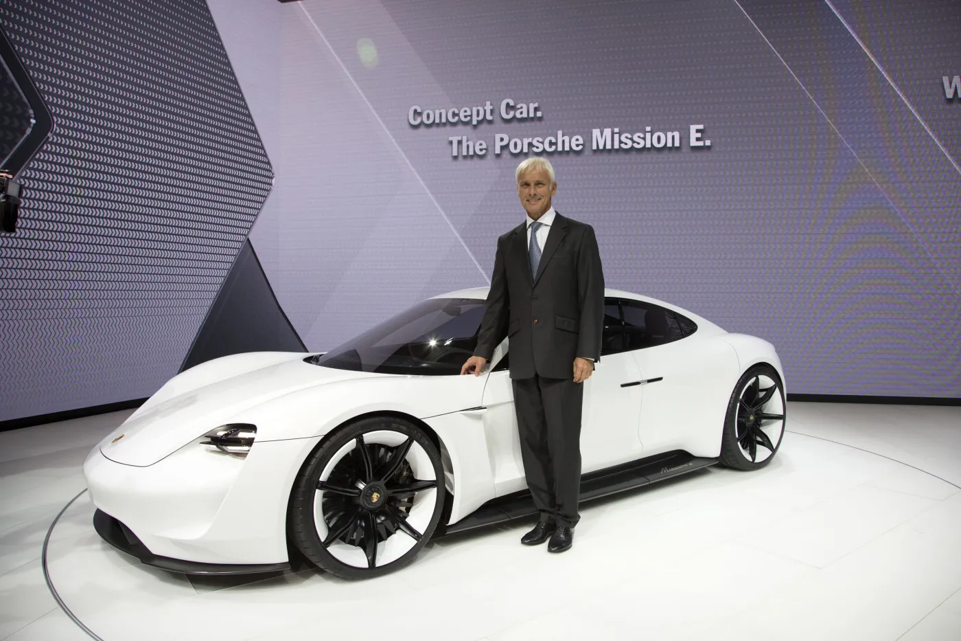 Matthias Müller i Porsche Concept Mission E