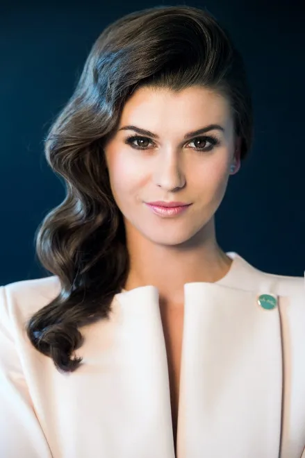 8899054-katarzyna-krzeszowska-twarza-marki.jpg