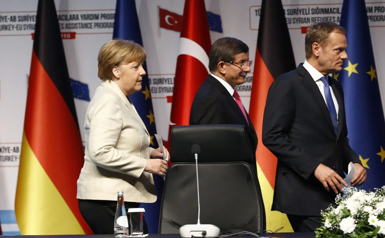 Angela Merkel, Donald Tusk i Ahmet Davutoglu 