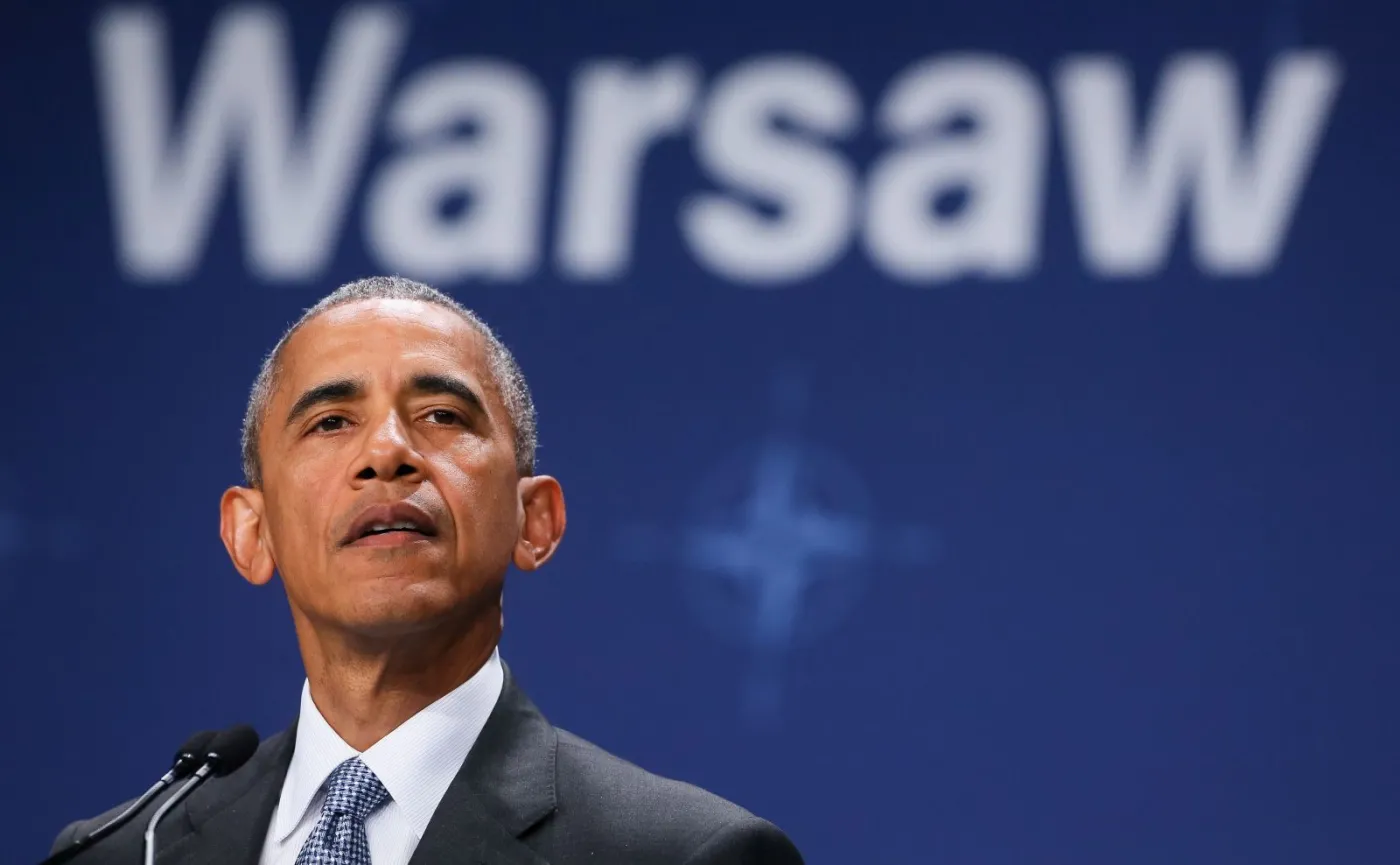 Prezydent USA Barack Obama, podczas konferencji prasowej na zakończenie ostatniego dnia szczytu NATO na stadionie PGE Narodowym w Warszawie