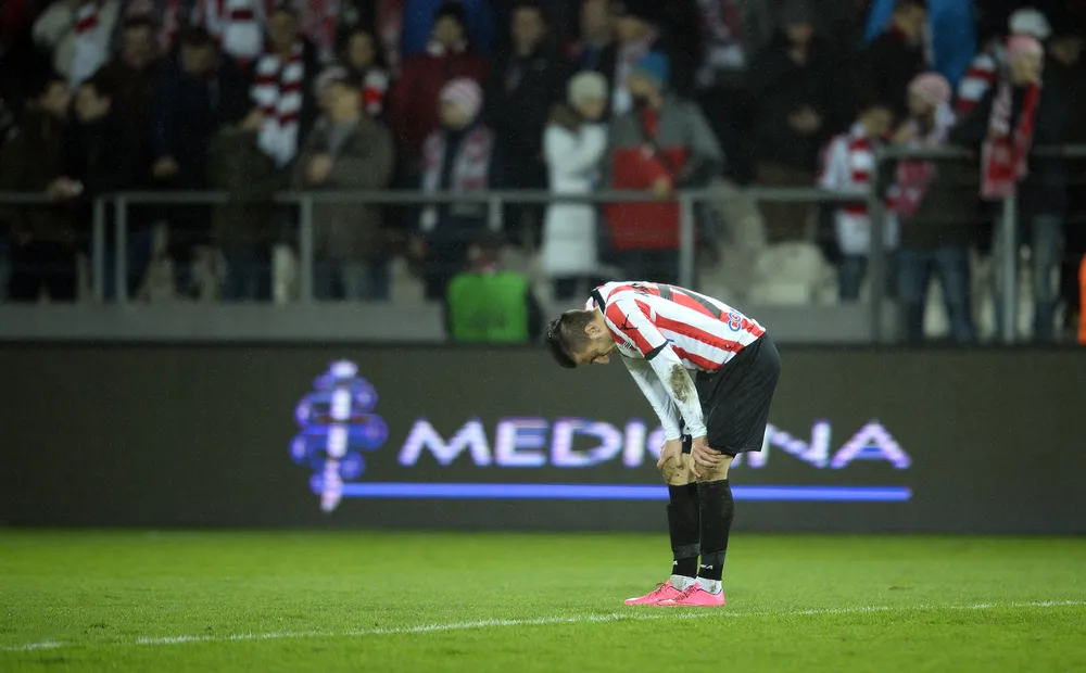 Mecz Cracovii z Piastem bez udziału publiczności