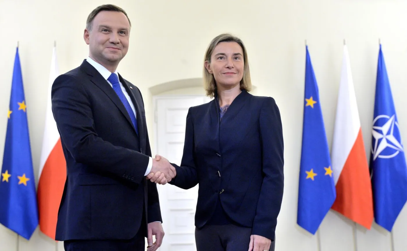 Wysoki przedstawiciel Unii do spraw zagranicznych i polityki bezpieczeństwa Federica Mogherini oraz prezydent Andrzej Duda