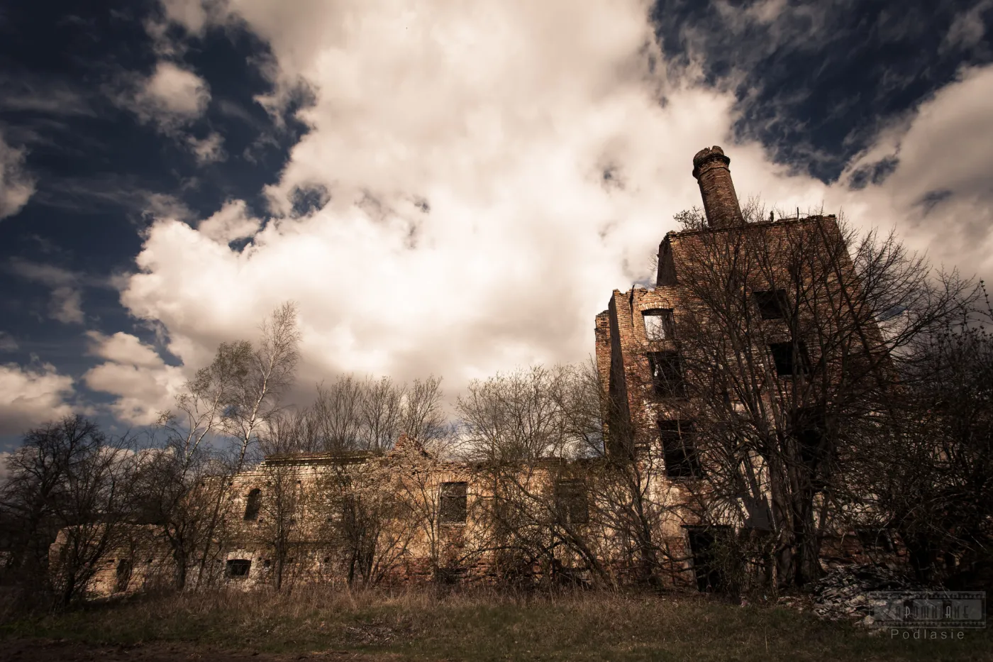 9099687-opuszczony-browar-glogera-w-jezewie.jpg