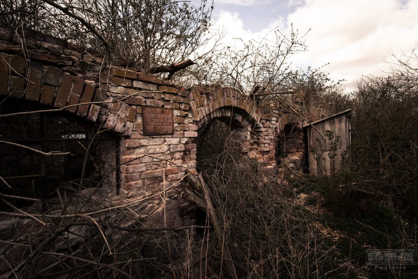 9099112-opuszczony-browar-glogera-w-jezewie.jpg