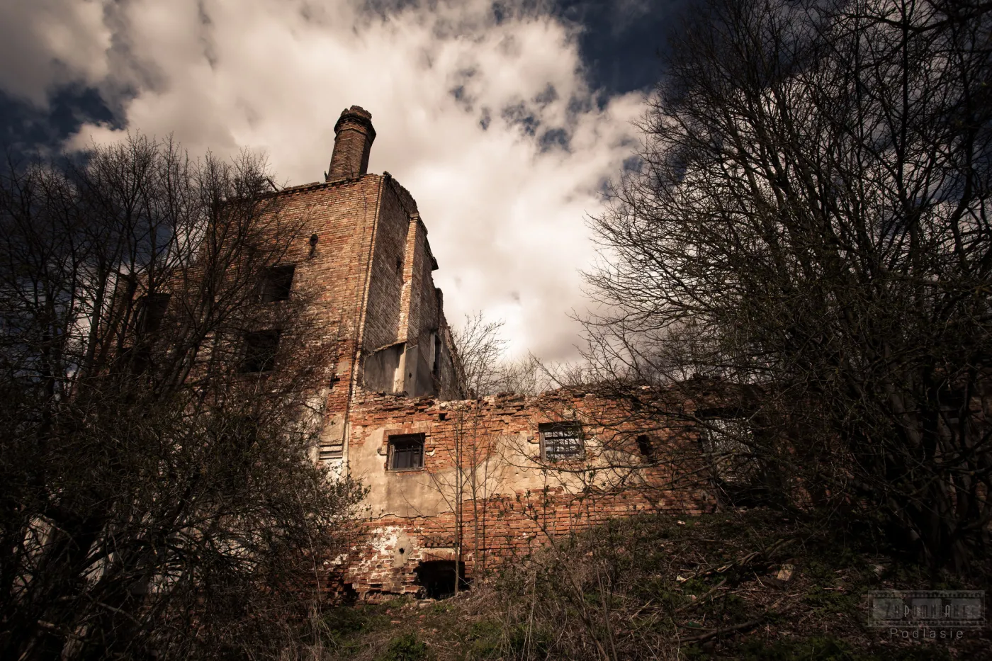 9099176-opuszczony-browar-glogera-w-jezewie.jpg