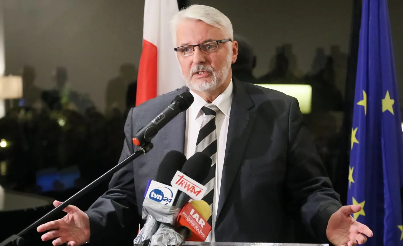 Minister spraw zagranicznych Witold Waszczykowski podczas dwudniowej wizyty w Irlandii