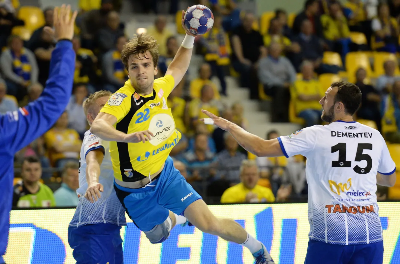 Vive Tauron Kielce i Orlen Wisła Płock rozpoczynają rywalizację w Lidze Mistrzów