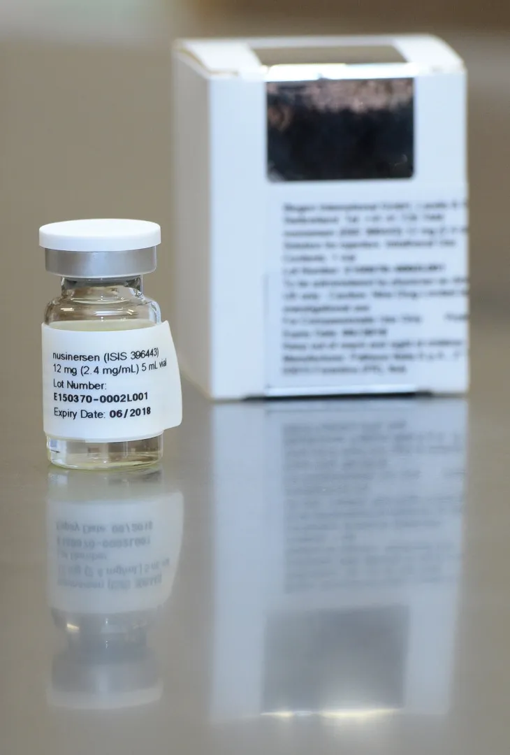 9939449-nusinersen-lek-na-rdzeniowy-zanik.jpg