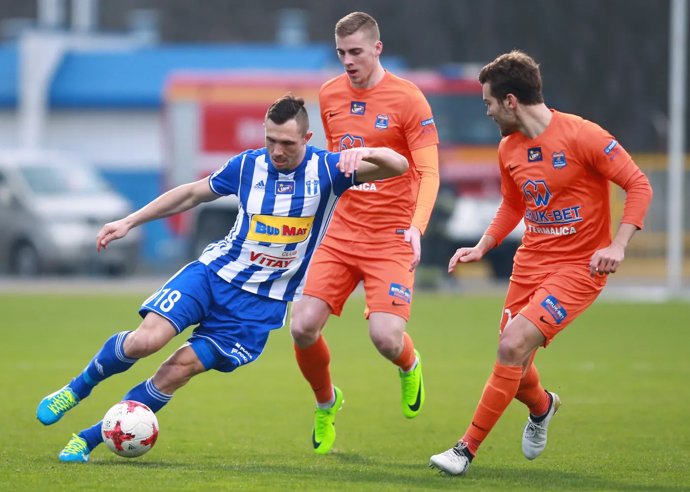 Lotto Ekstraklasa: Szarek trafił do swojej bramki i dał trzy punkty Wiśle