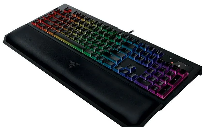 9987523-klawiatura-razer-blackwidow-chroma.jpg