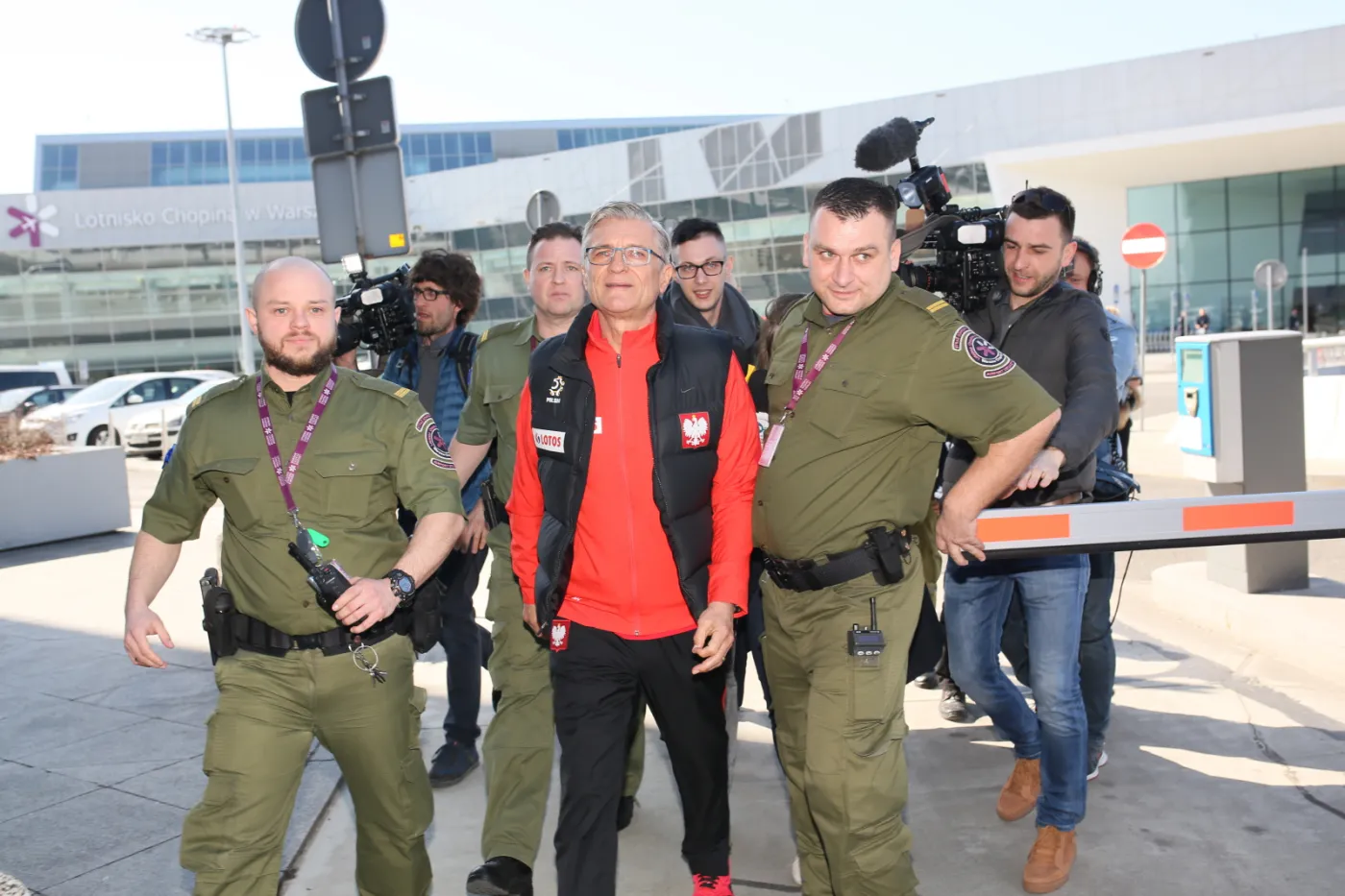 El. MŚ 2018: Kadra Nawałki wróciła do Warszawy. Szczęsny wymknął się z lotniska