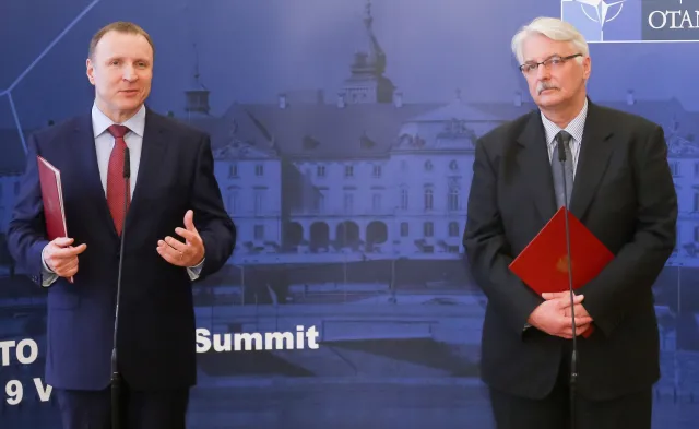 Jacek Kurski grozi zamknięciem Biełsatu