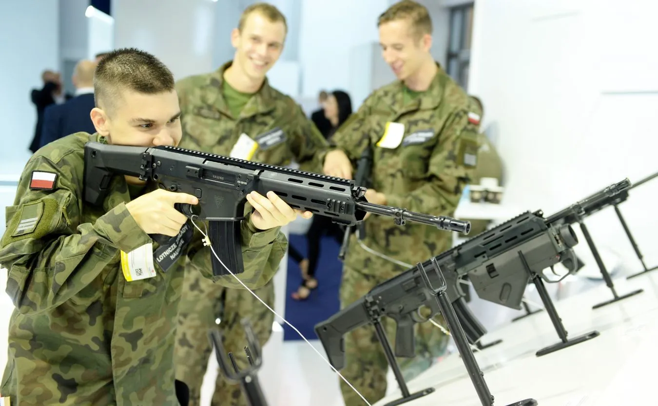 Dworczyk: W przyszłym roku rusza program odbudowy strzelnic. Mają być w każdym powiecie