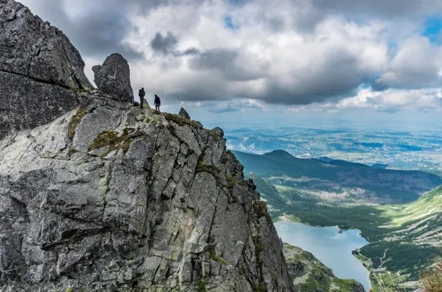 Polskie Tatry zadeptane. Grubo ponad 1,5 mln turystów podczas wakacji 