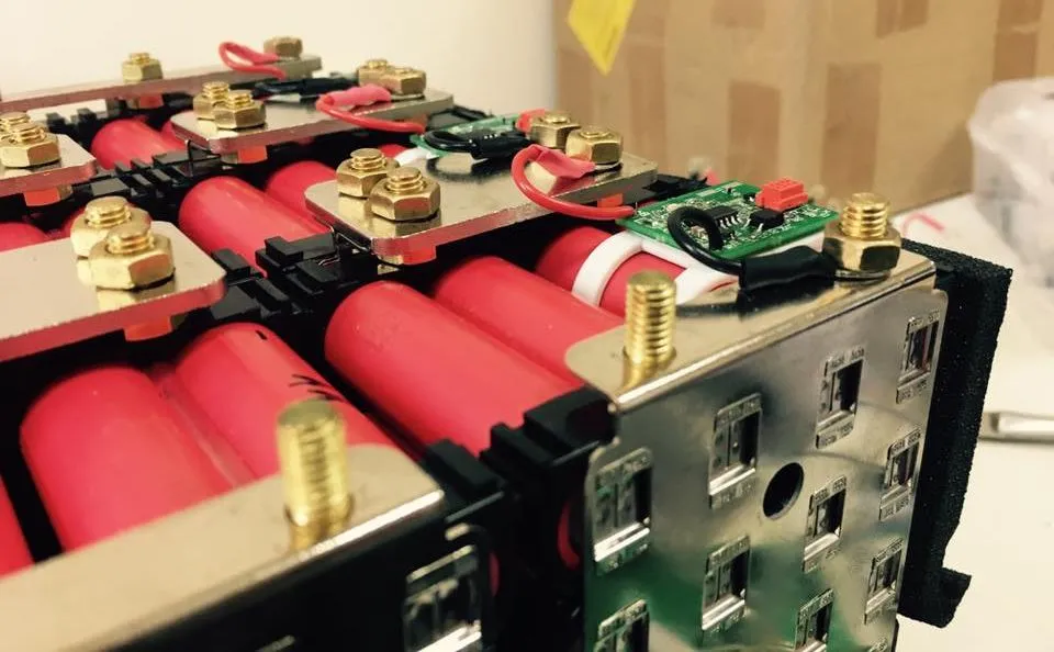 Born Electric tworzy rozwiązania napędowe dla lekkich pojazdów elektrycznych