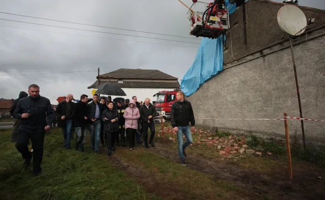 Orkan Ksawery szalał nad Polską. Premier Szydło odwiedziła poszkodowanych i obiecała pomoc