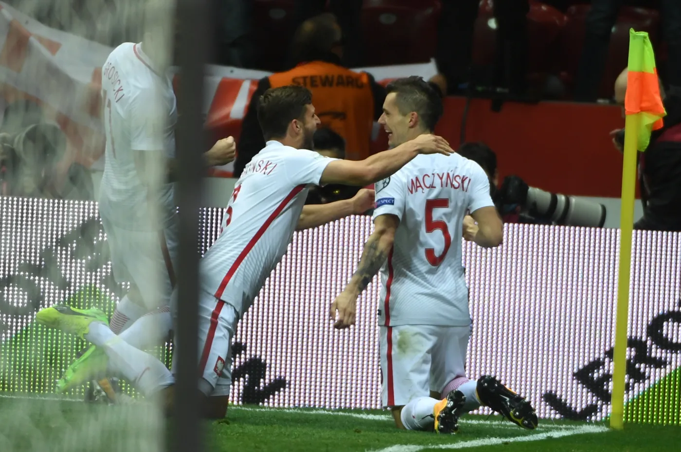 El. MŚ 2018: MAMY TO!!! Po 12 latach przerwy Polacy znów zagrają na mundialu!