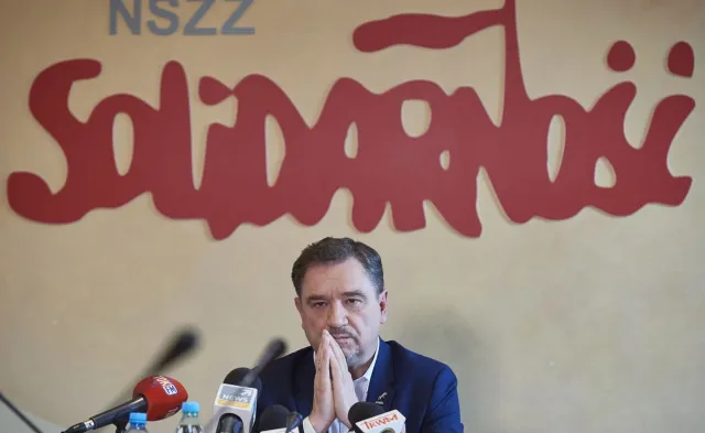 PiS zdradził Solidarność ws. zakazu handlu? "Żyjąc w zgodzie z Bogiem, półświęte niedziele nie są rozwiązaniem"