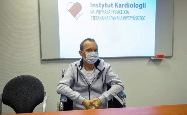 Najpierw przeszczep serca, potem nerki. Lekarze z Warszawy uratowali ciężko chorego