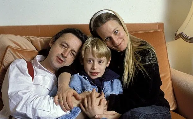 Macaulay Culkin z rodzicami, Kitem Culkinem i Patricią Brentrup, jeszcze w komplecie