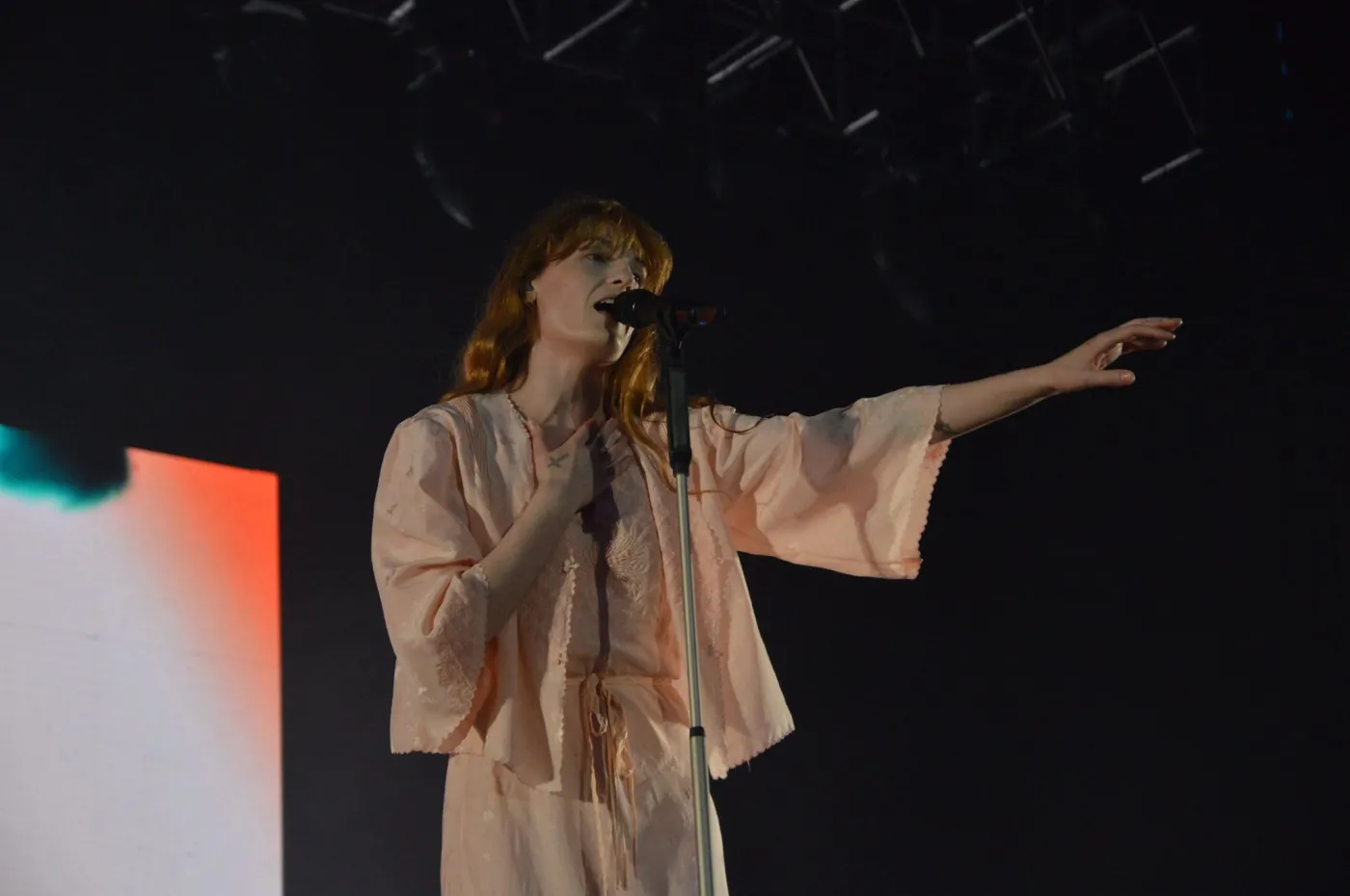 11007829-florence-and-the-machine-na-orange.jpg