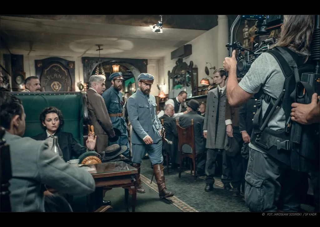 11335607-kadr-z-filmu-pilsudski-rezyseria.jpg