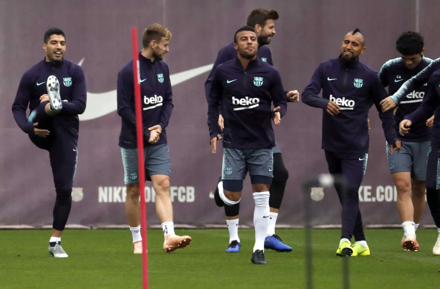 Luis Suarez, Ivan Rakitic, Rafinha Alcantara, Gerard Pique i Arturo Vidal