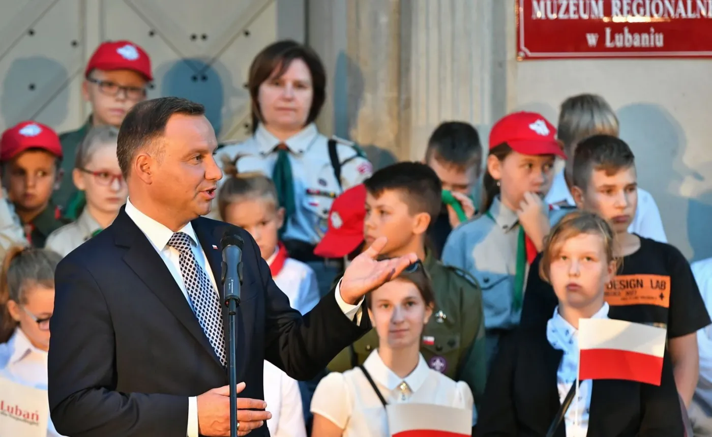Prezydent RP Andrzej Duda podczas spotkania z mieszkańcami Lubania