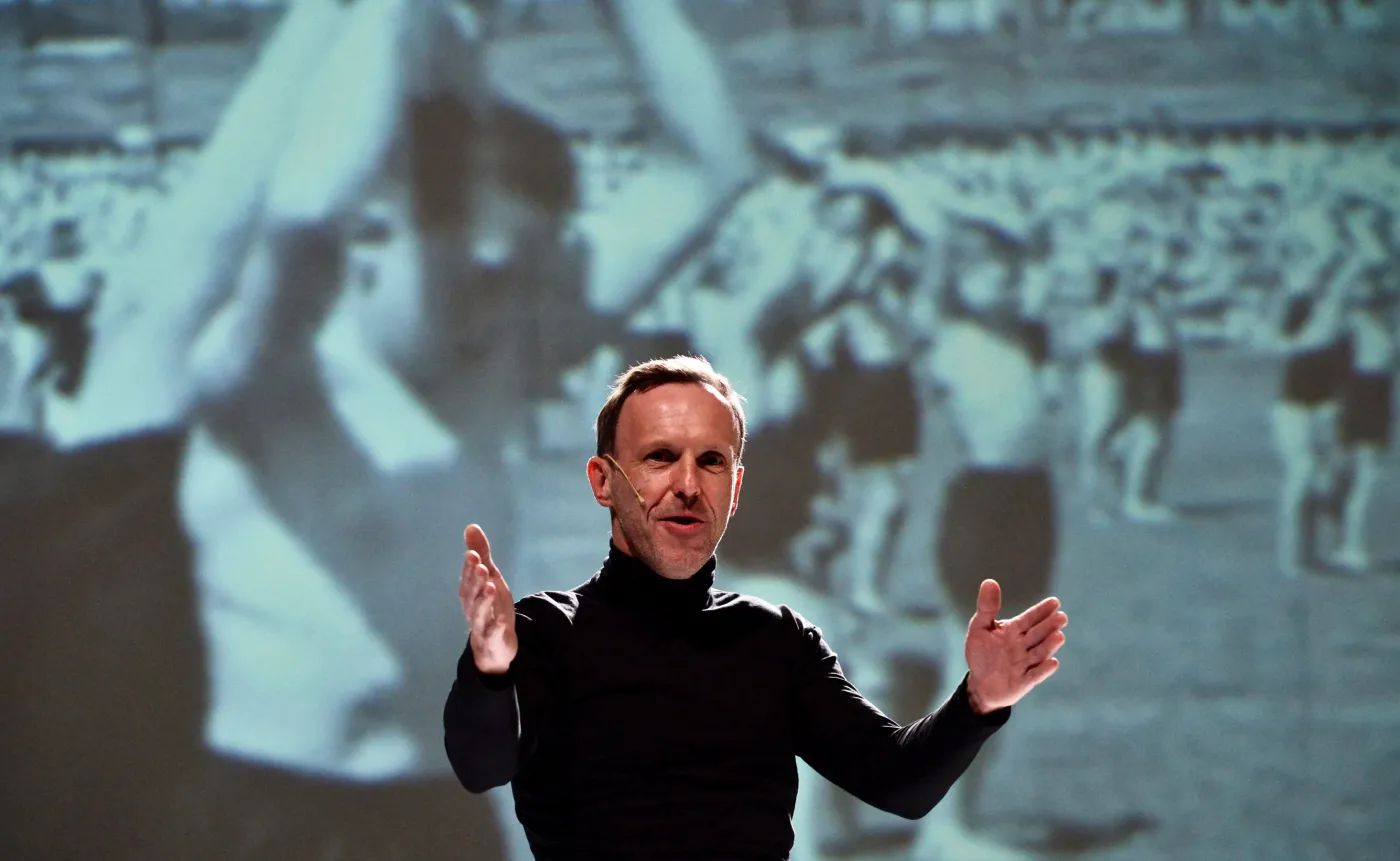 "Mein Kampf" i "Wróg się rodzi" w teatrach. "Instytucjami kultury zarządzają ludzie, którzy oderwali się od rzeczywistości"