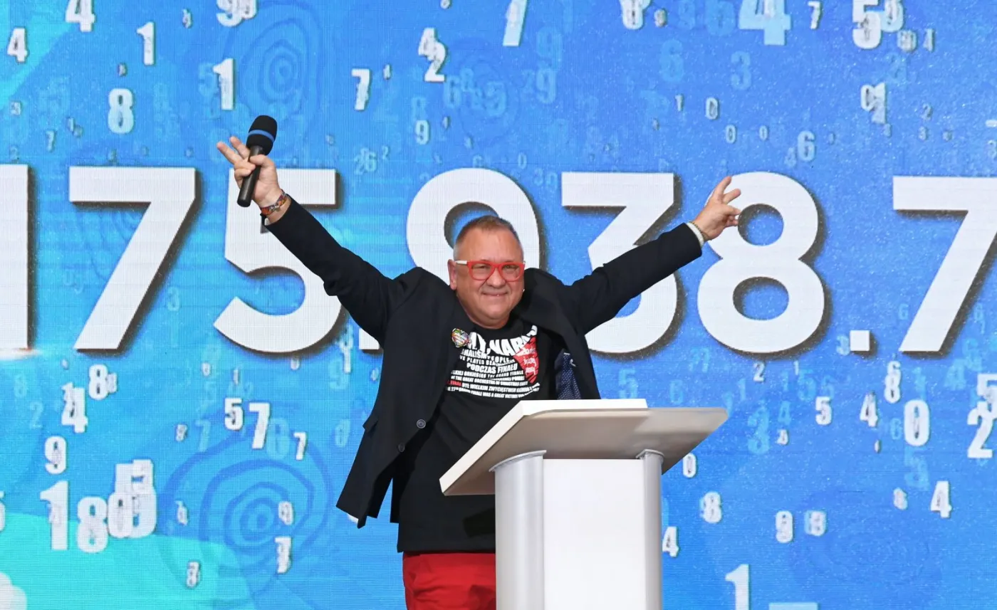 Prezes zarządu Fundacji Wielkiej Orkiestry Świątecznej Pomocy Jerzy Owsiak